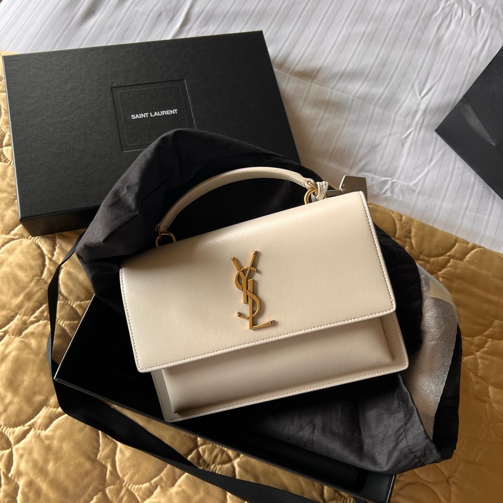 Saint Laurent Sunset Medium Crossbody bag.